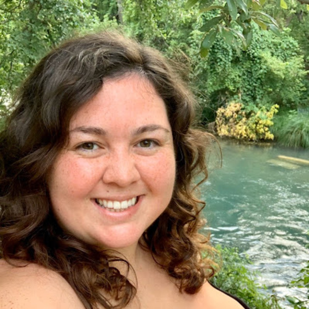 Meet your Posher, Deana